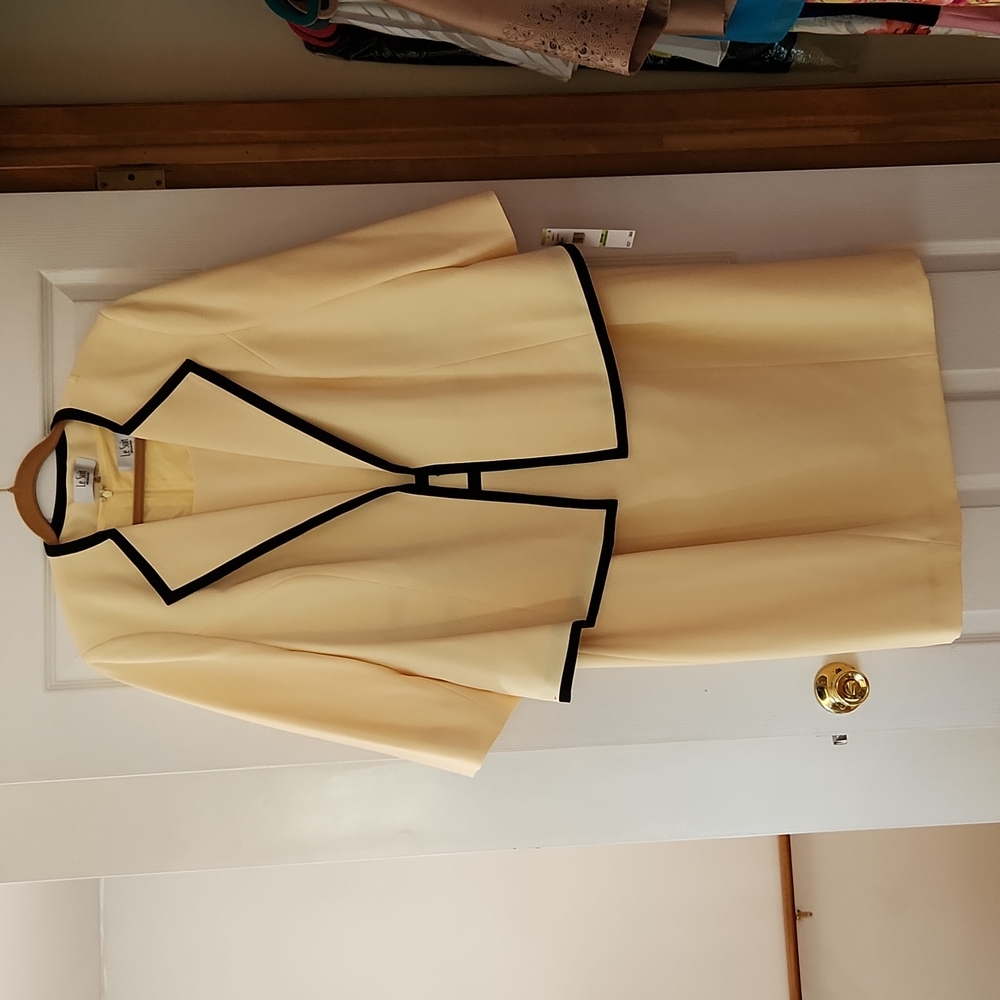 LeSuit 2pc Ladies Dress Suit 18W
